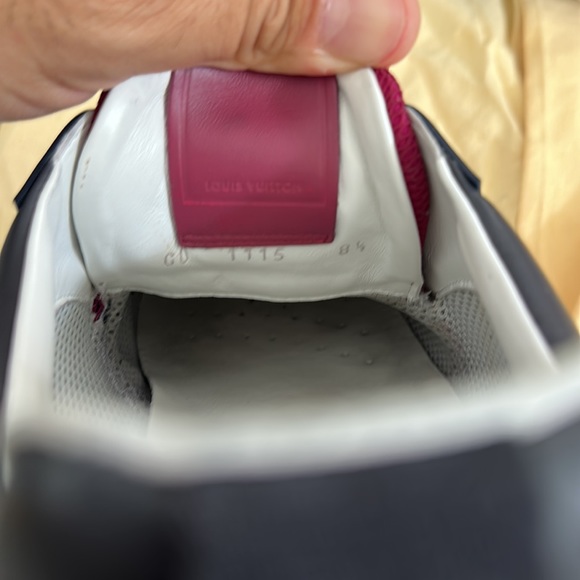 Luis Vuitton sneakers. Size 9 US mens / 8.5 UK - Picture 4 of 4